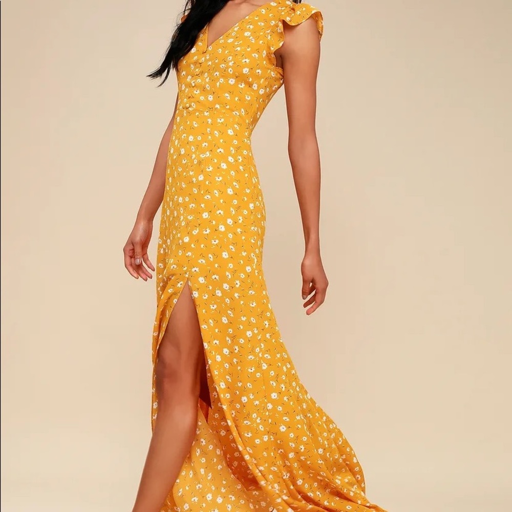 Lulus yellow floral print maxi dress